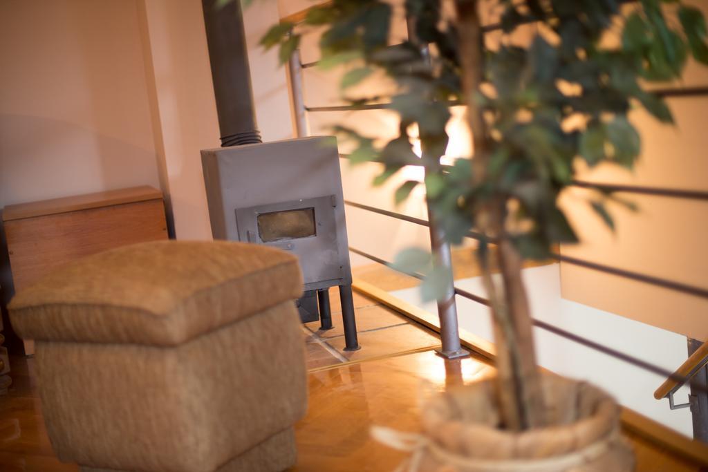 Apartment Oreskovic Otočac Buitenkant foto